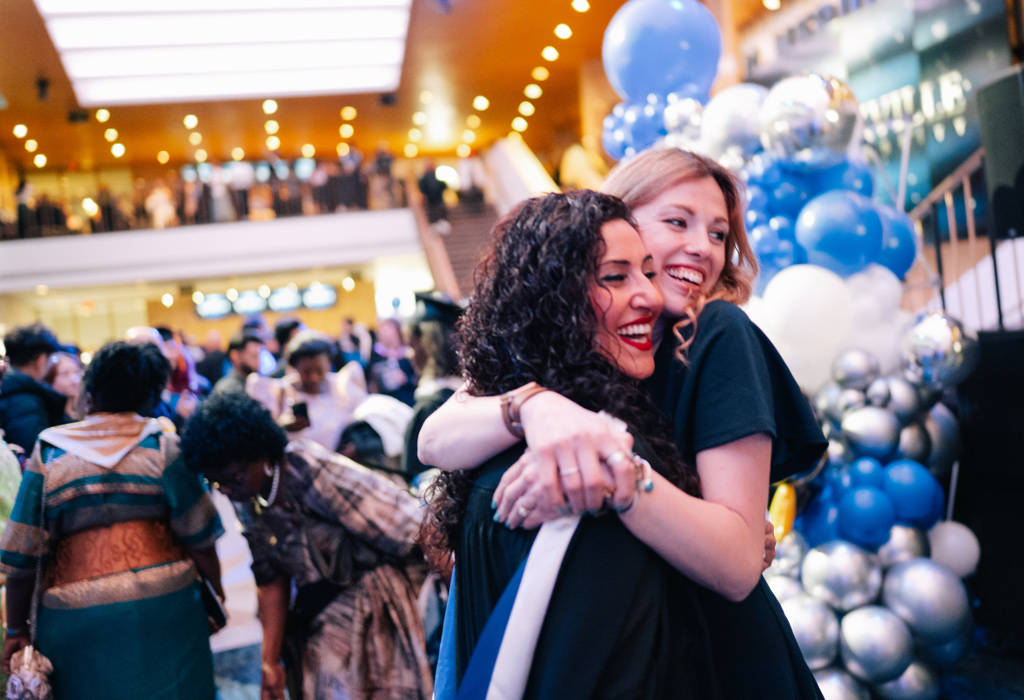 Grad Hug